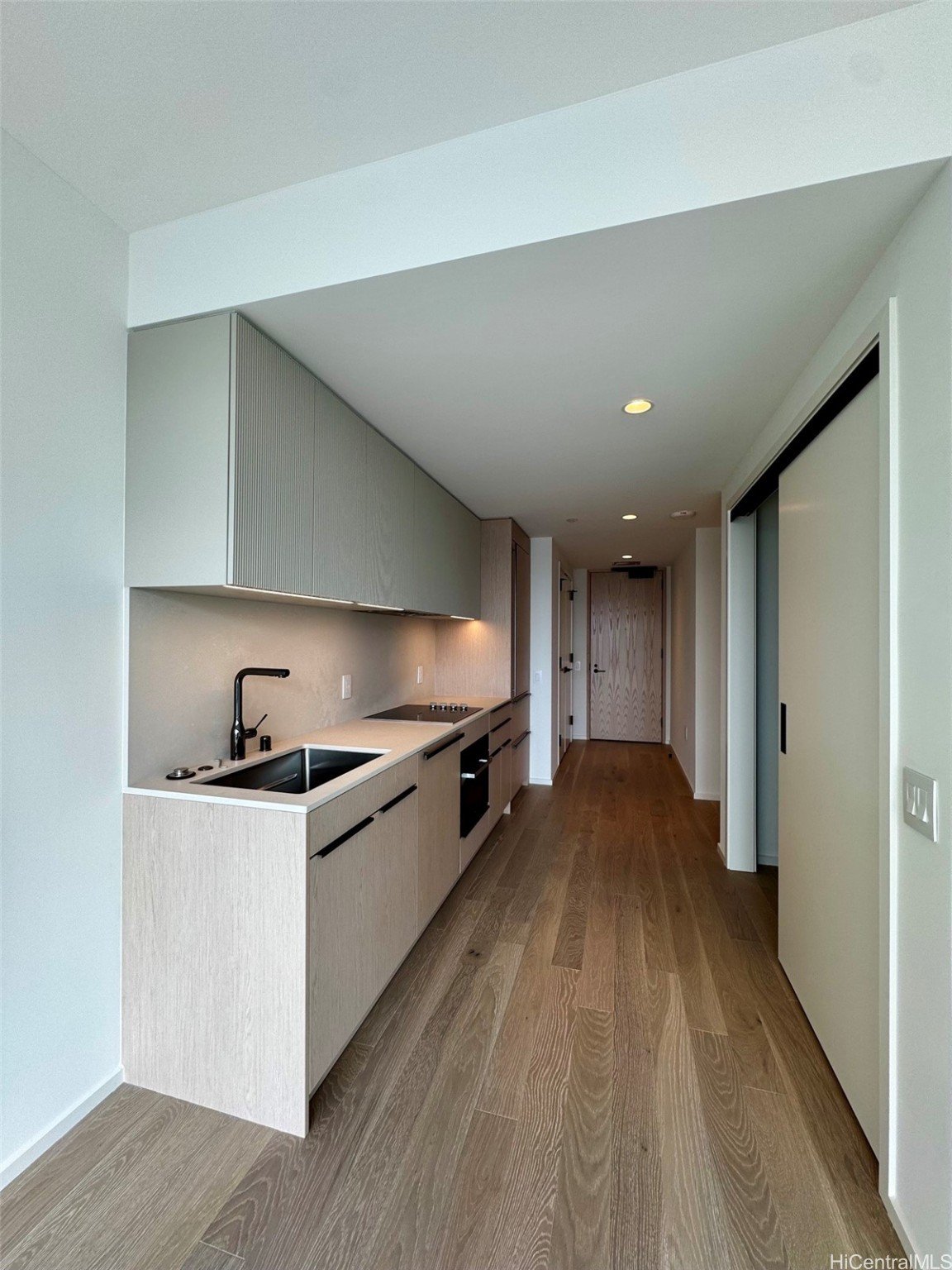 333 Ward Avenue #2913