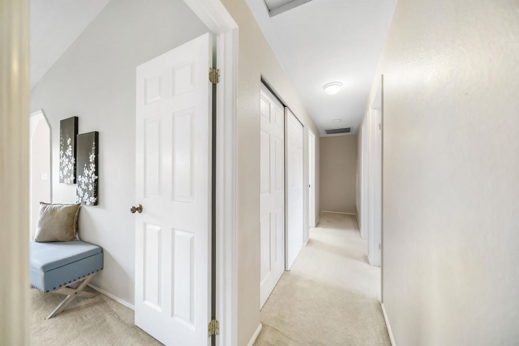 3055 NW Colonial Lane