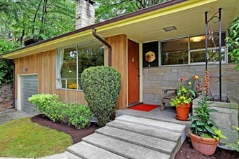 2607 NE 100th Street