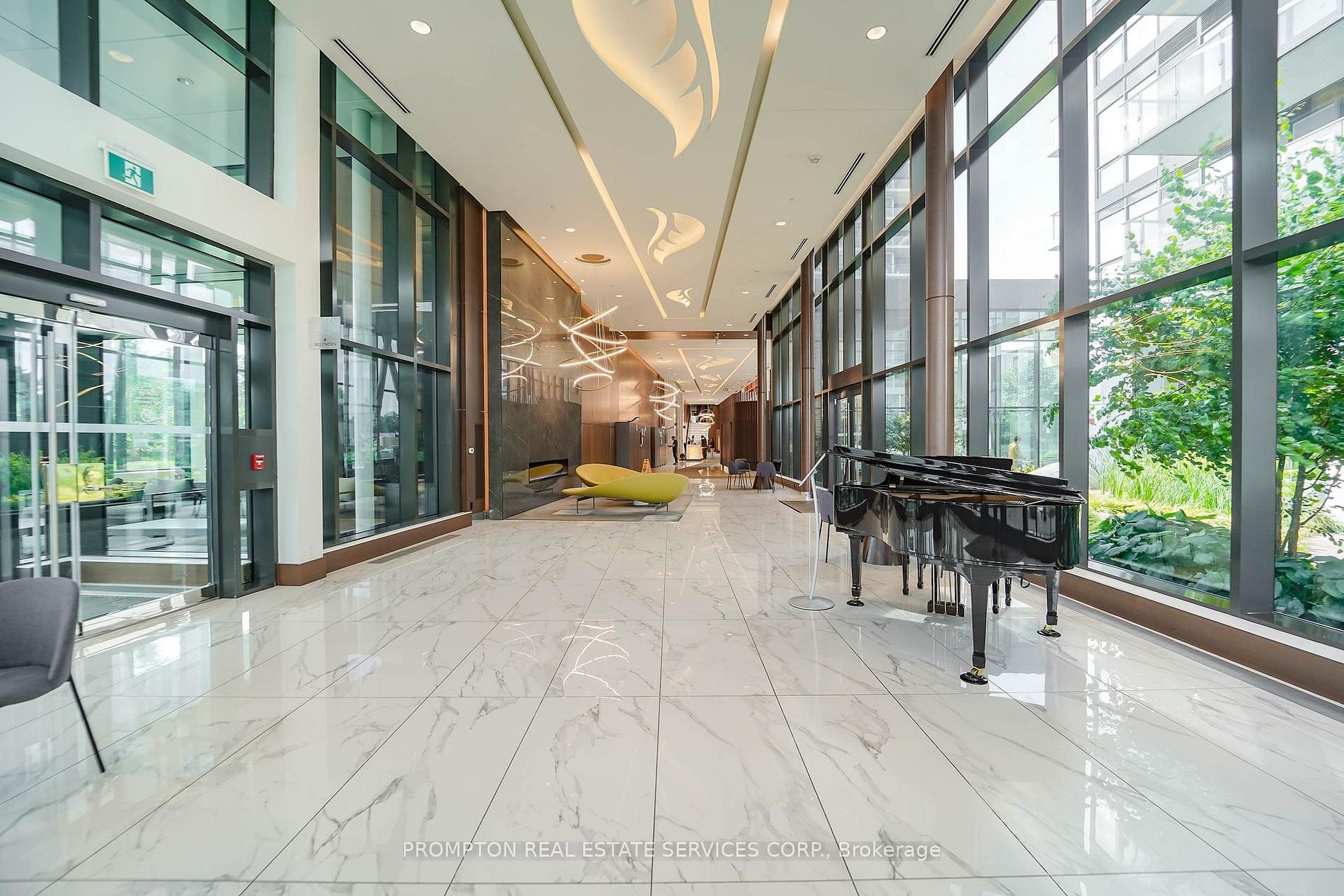 SEASONS CONDOS PENTHOUSE 