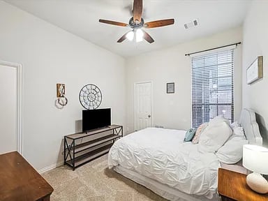 1388 San Remo Ln
