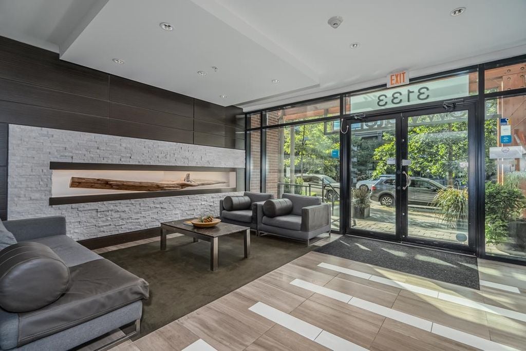 3133 Riverwalk Ave, #318