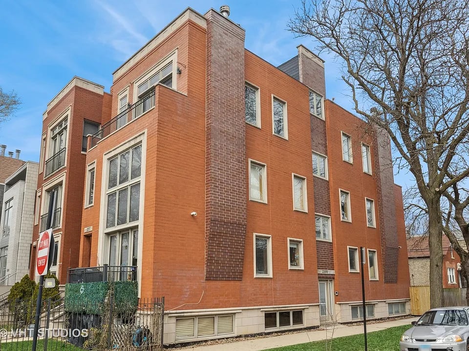 2200 W Huron St #3