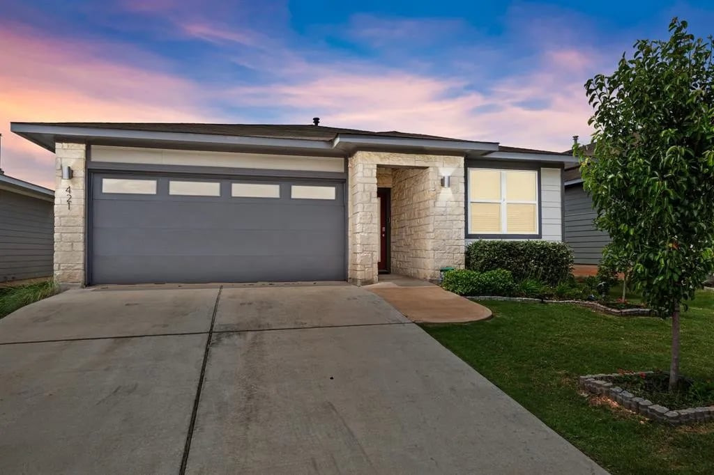 421 Agave Azul Way