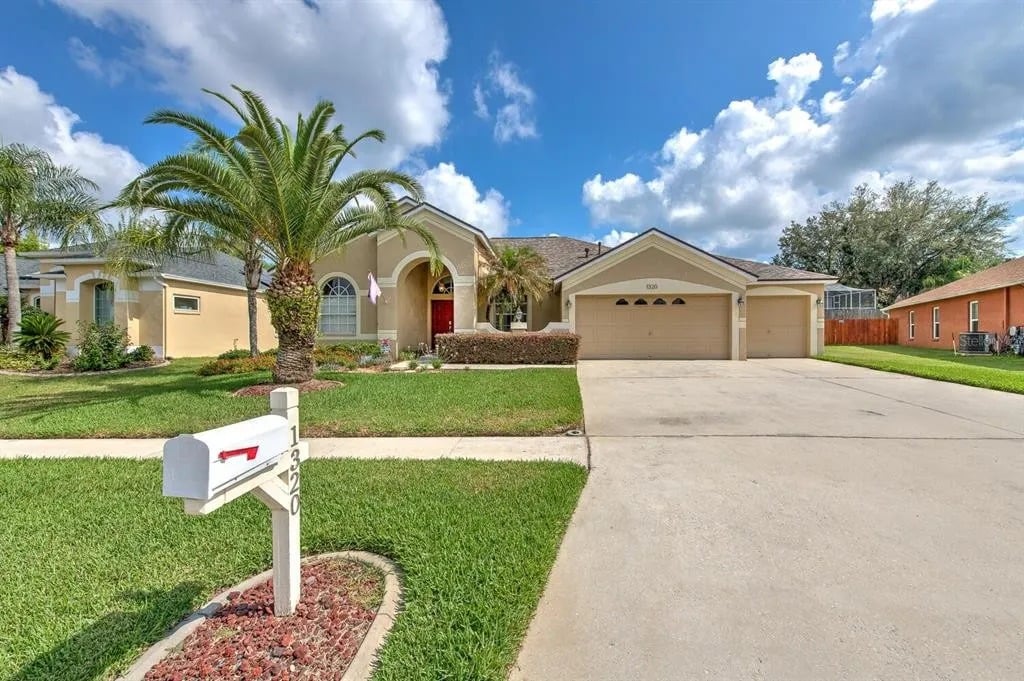 1320 Riverfield Ct, 