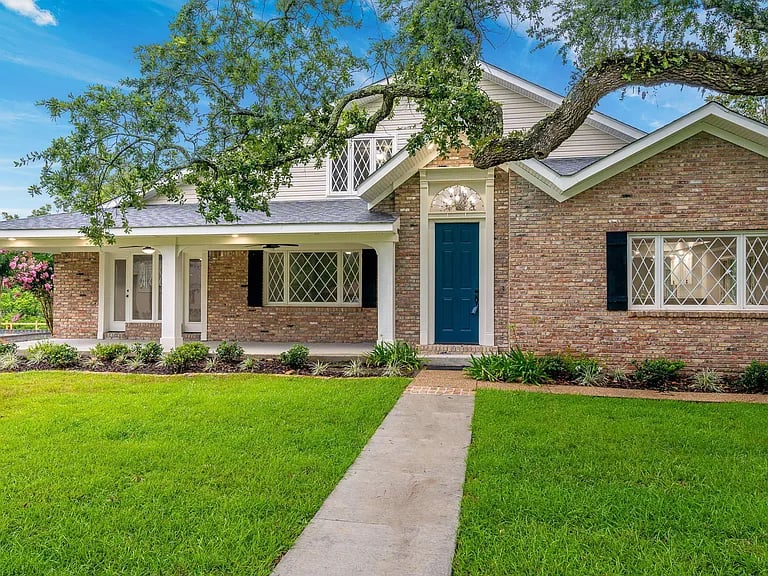 13700 Windlo Cir