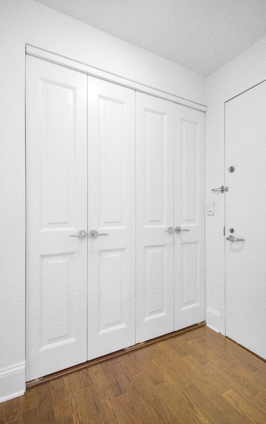 300 East 64th Street, #6G