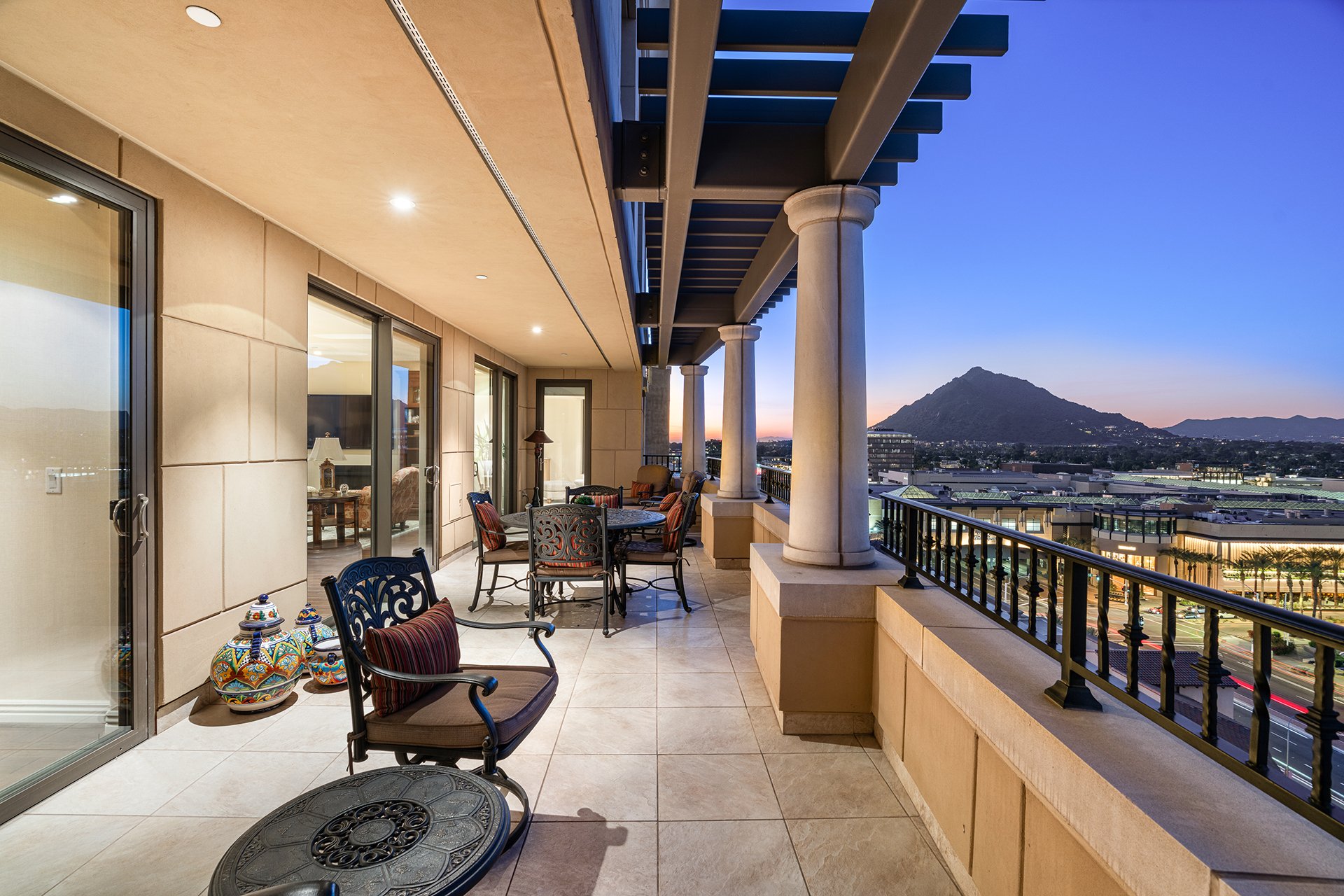 7181 E Camelback Road 1202