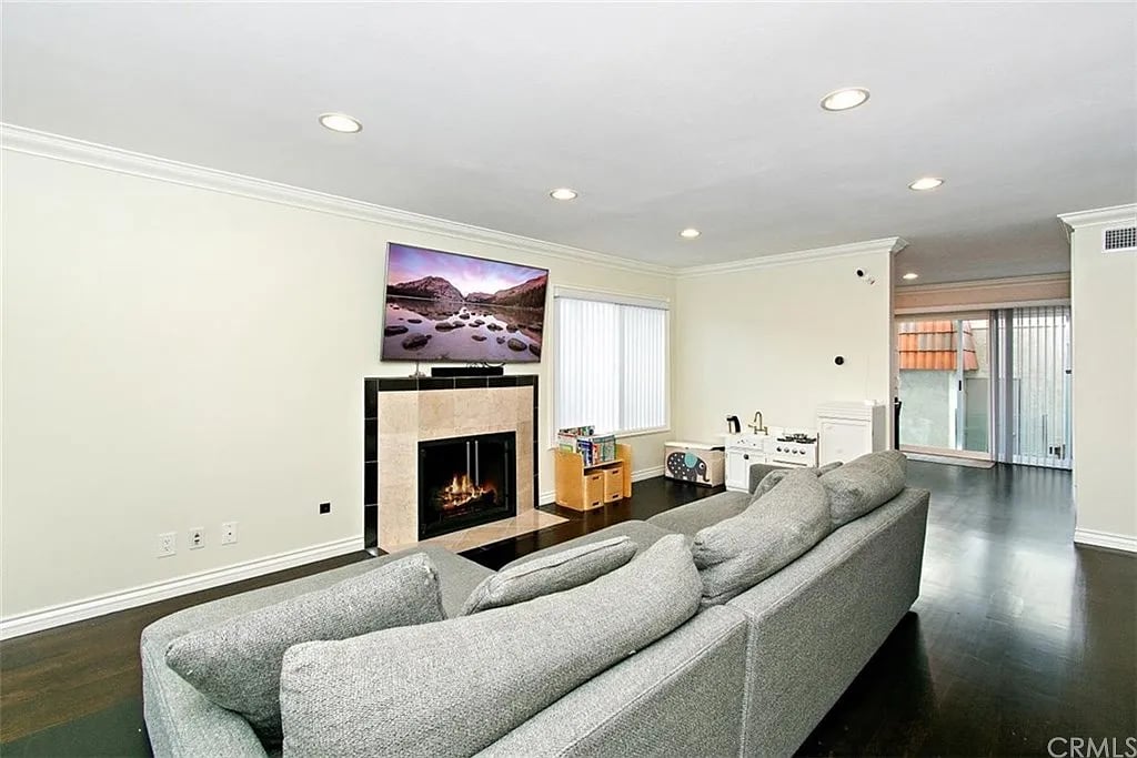 28024 Ridgebluff Ct