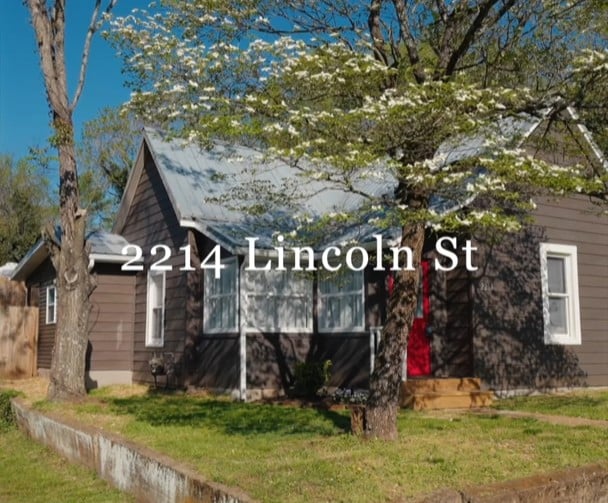 2214 Lincoln St