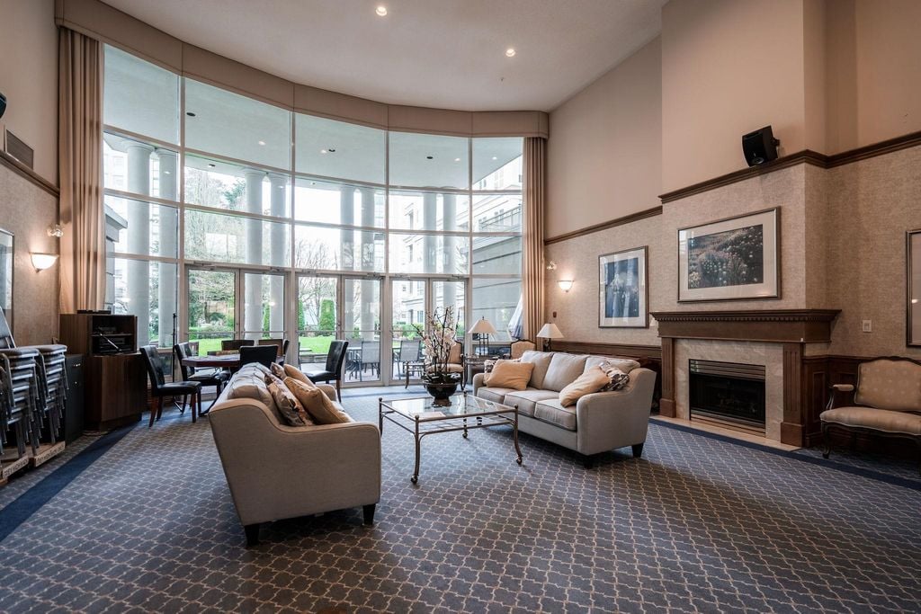 3098 Guildford Wy, #426