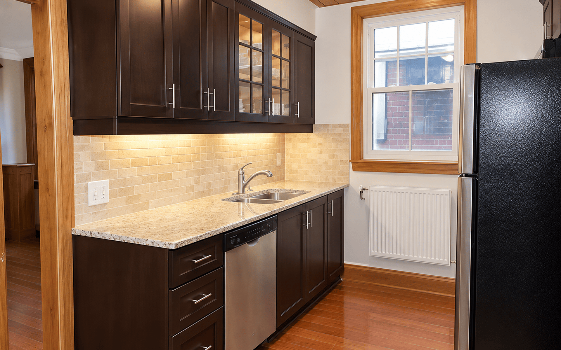 Upper - 181 St Clair Ave E