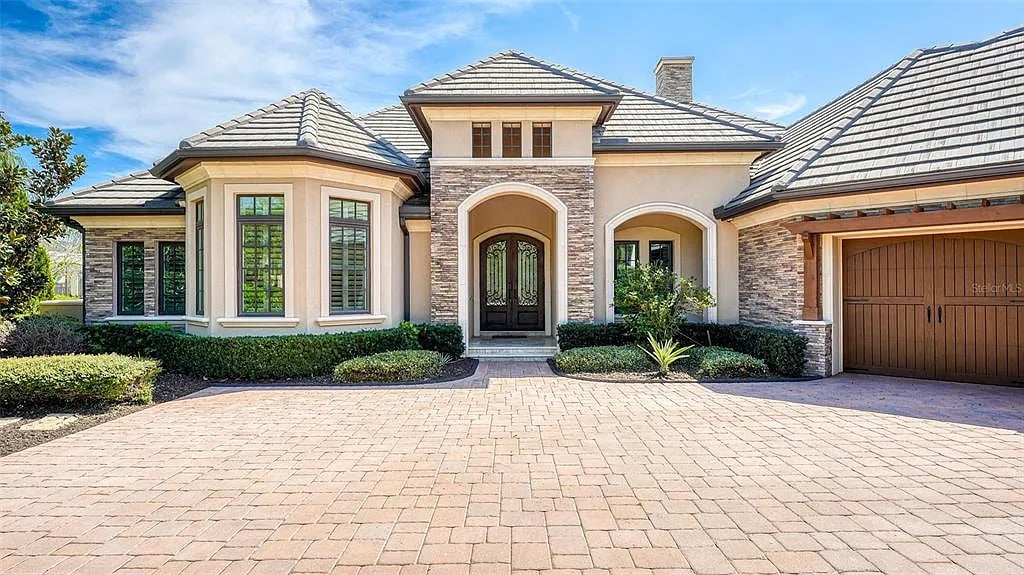 8015 Bounty Ln