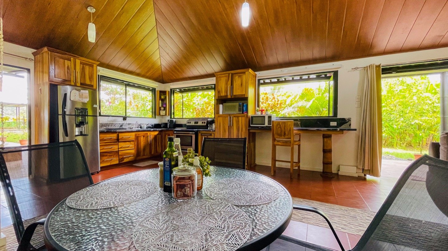 Bahia Uvita house with separate building lot