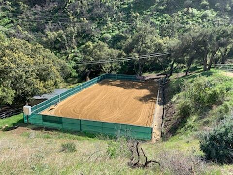 1150 Toro Canyon
