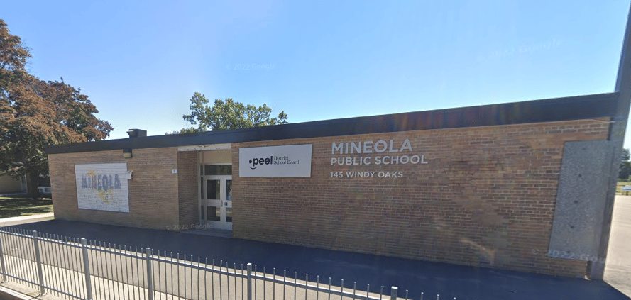 Mineola Public School