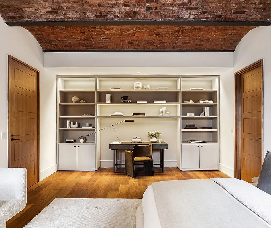 36 Bleecker Street, 3D