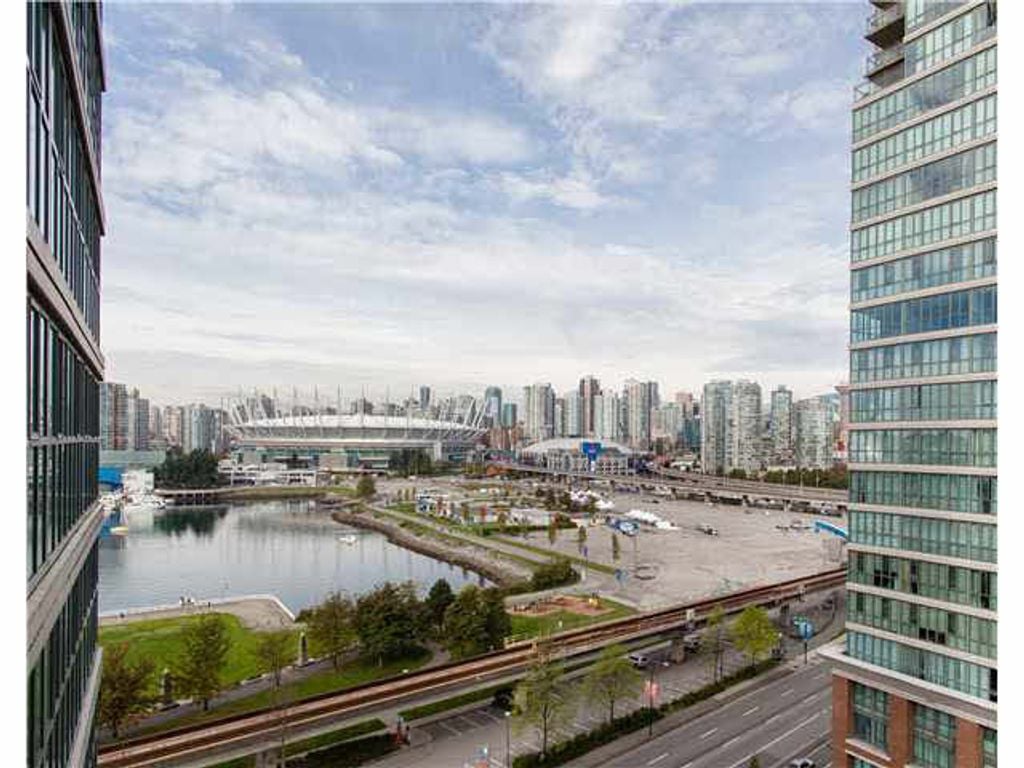 1128 Quebec St #1201