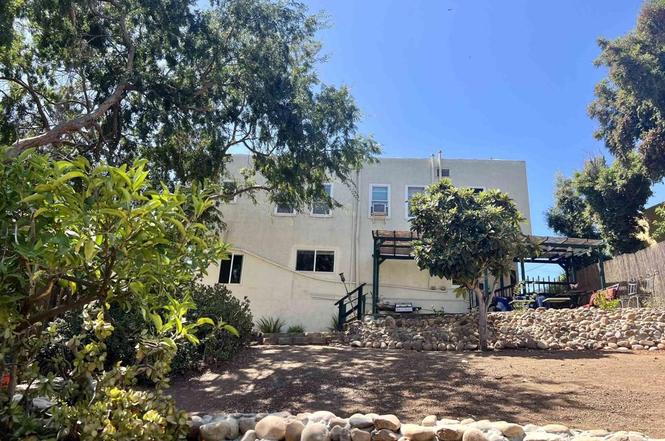 2371 Vancouver Avenue