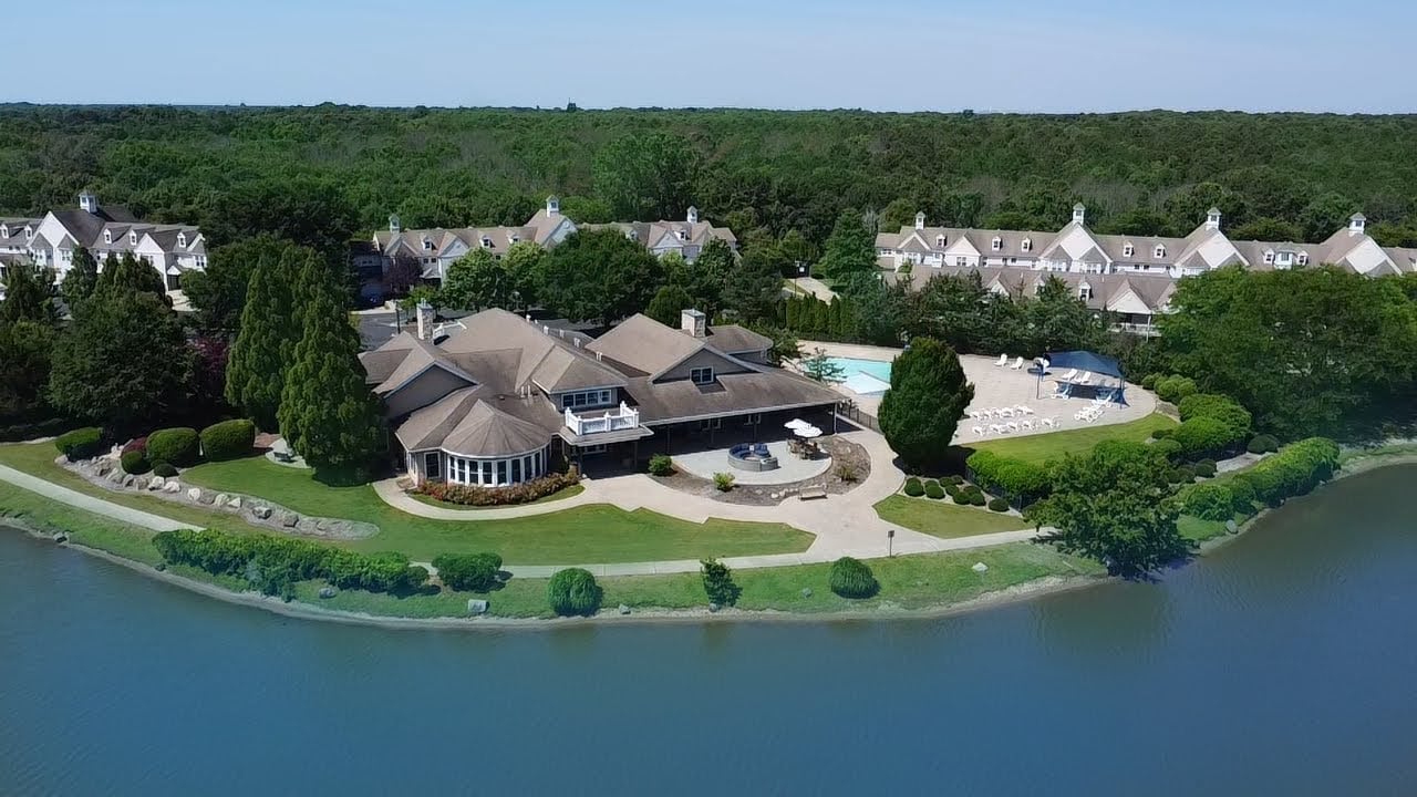 Walden Pond at East Moriches, NY | Exclusive 55+ Luxury Rentals
