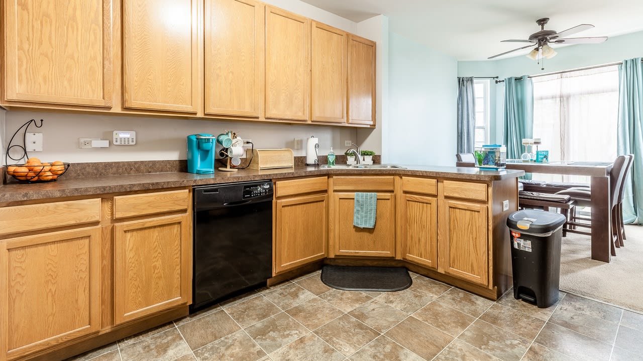 5011 Montauk Dr