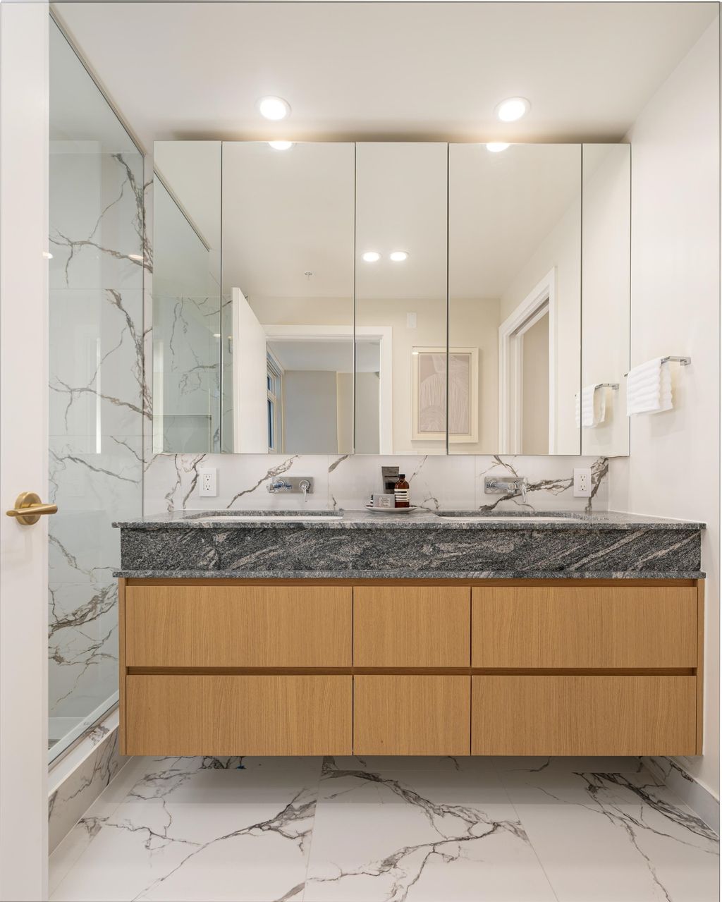 3668 W 10th Avenue 202, Vancouver