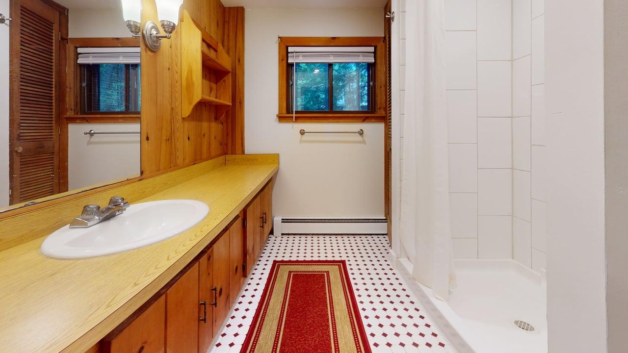 Spacious 3-level Private Home