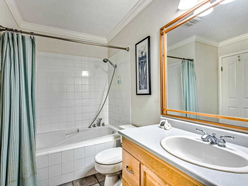 1910 Cedar Village Cres, #49