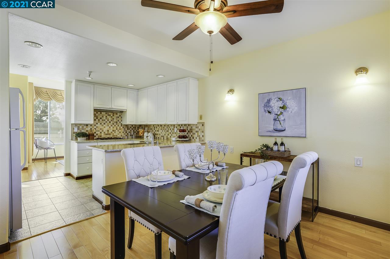 107 Emerald Bay Ln