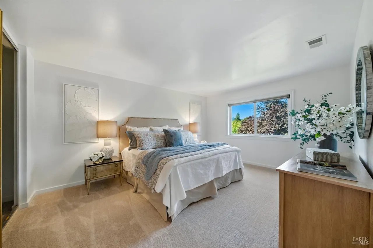 1925 Contra Costa Ave