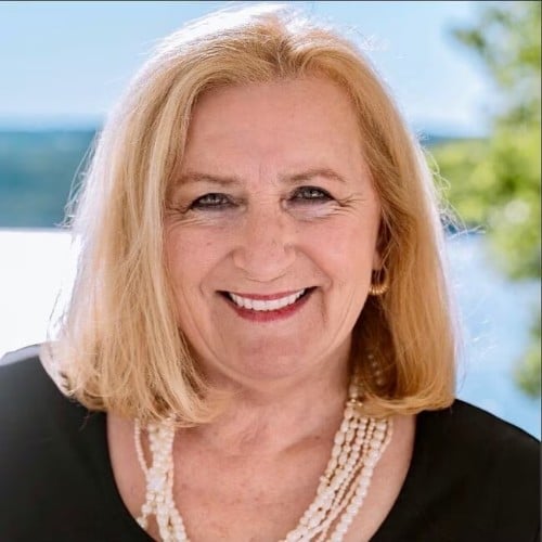 Mary George Penn Yan, NY Real Estate Agent Headshot