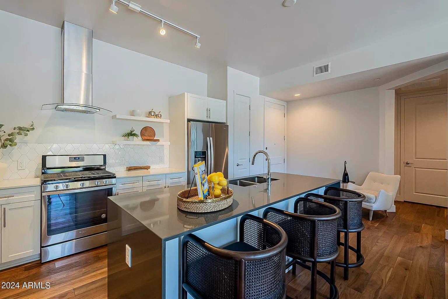 3131 N CENTRAL Avenue, 5012, Phoenix Unit: 5012