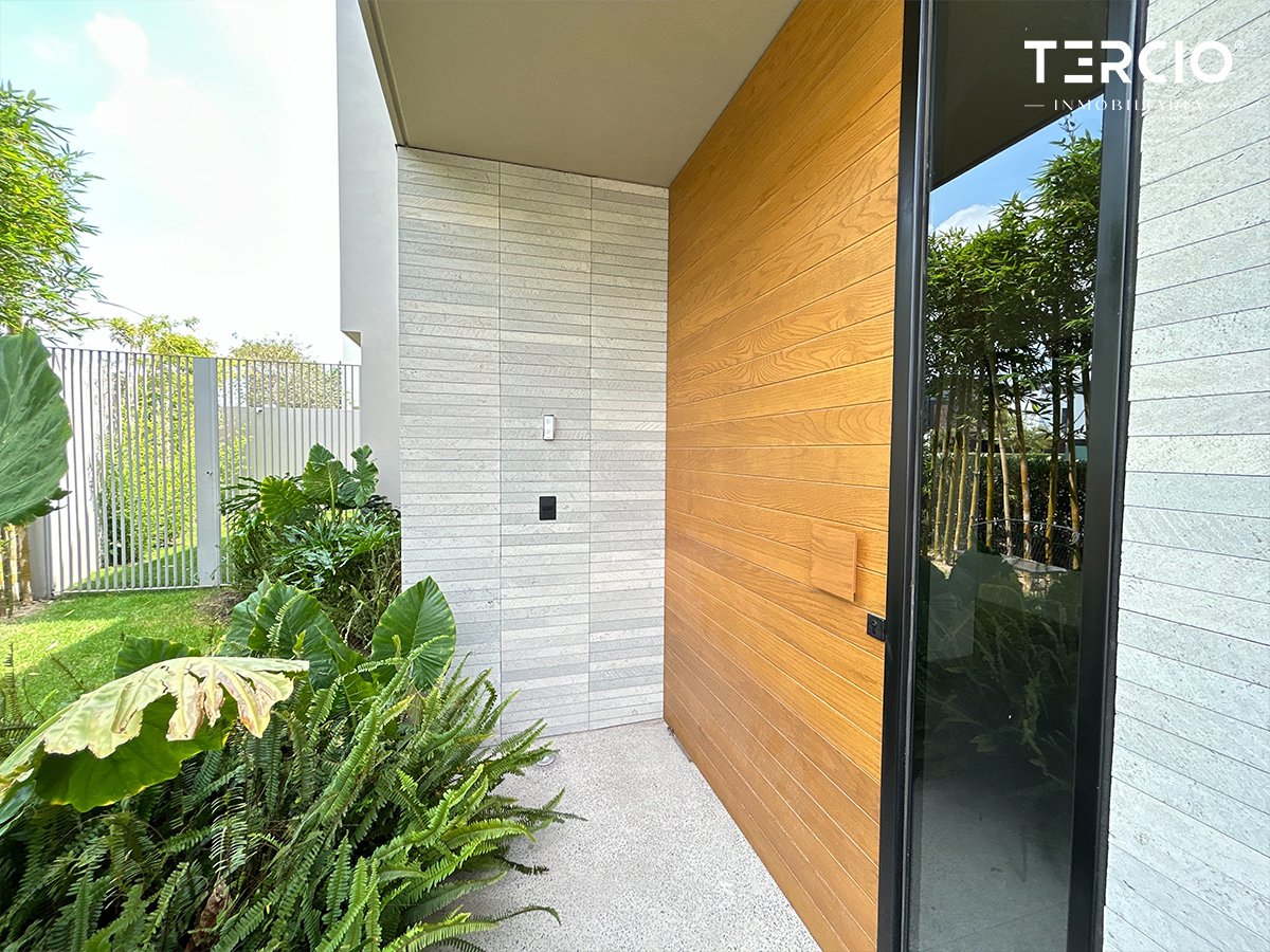 CASA EN VENTA BAJIO HÁBITAT $10'990,000.00 MN