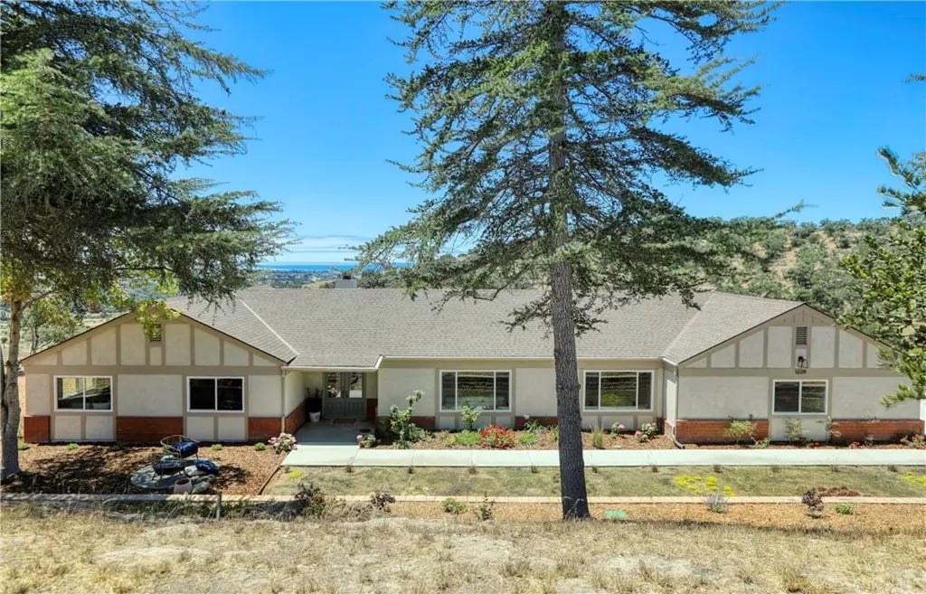 1228 Paseo Ladera Ln