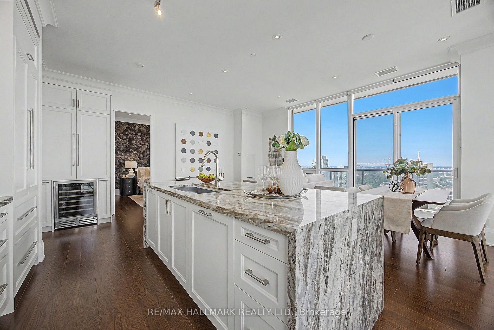 TRIDEL IN MIDTOWN