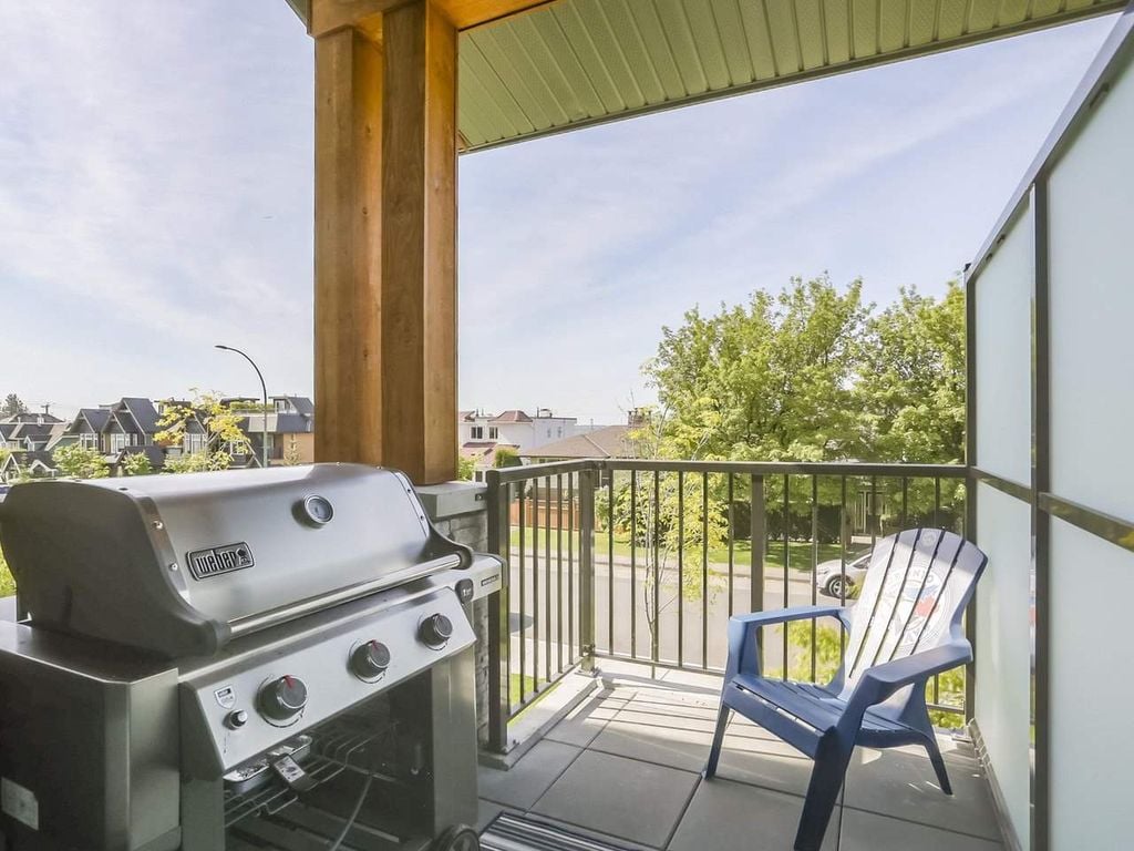 244 E 5 St, #6