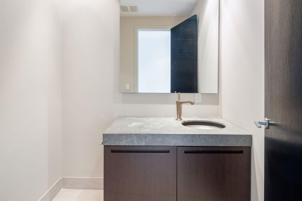 1128 W Georgia St, #4802