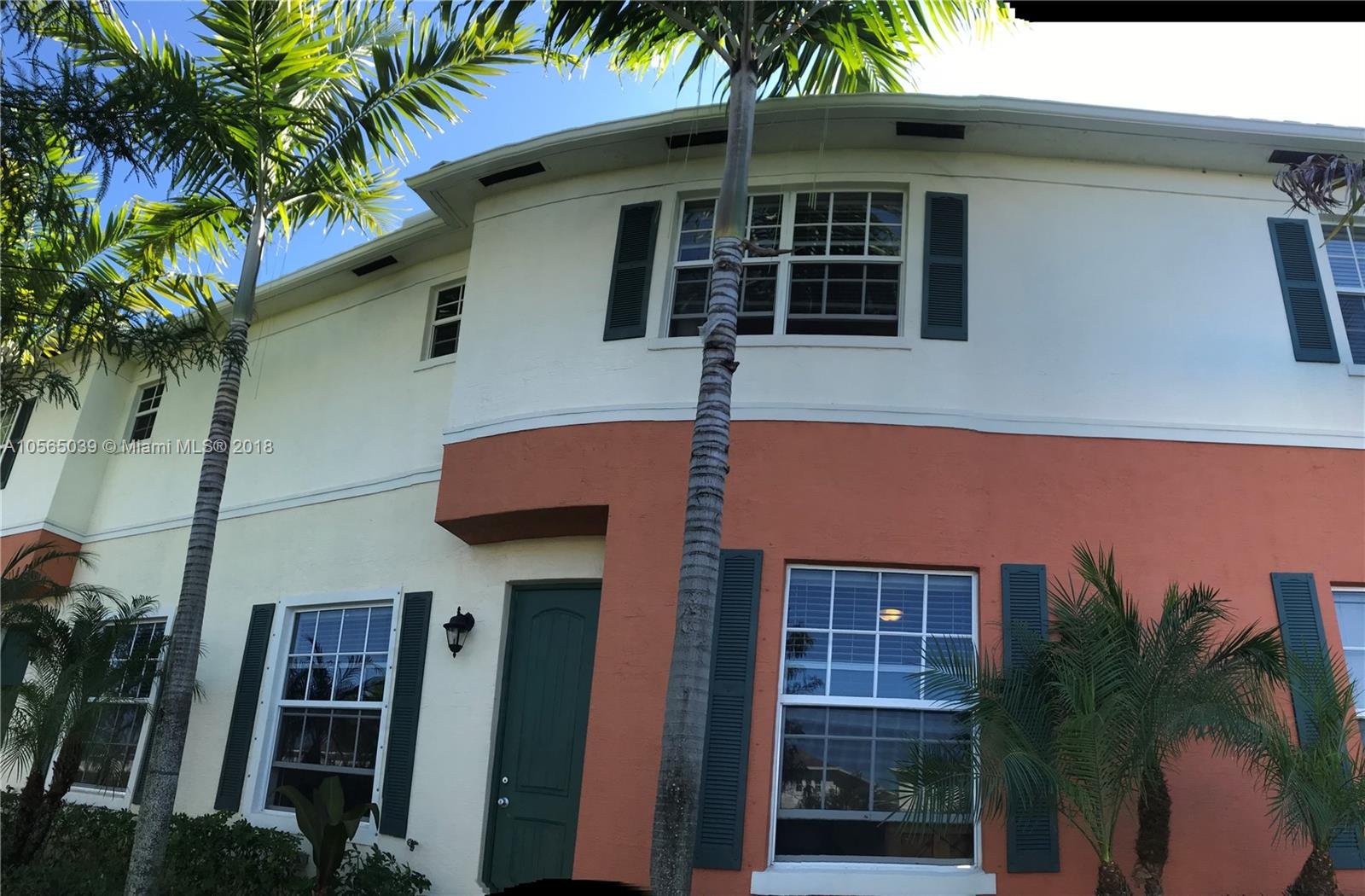 239 SW 7th St