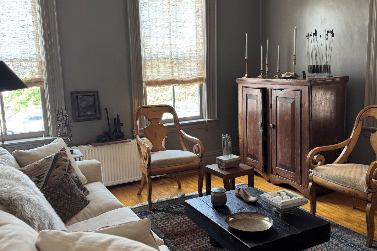 Downsizing Your Elderly Parents Without Losing Your Mind