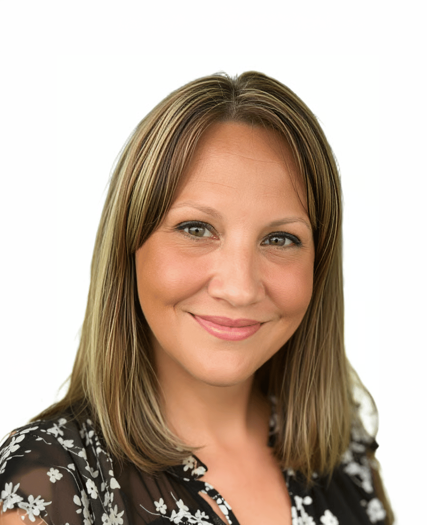 Sarah Kunz Titusville, FL Real Estate Agent Headshot