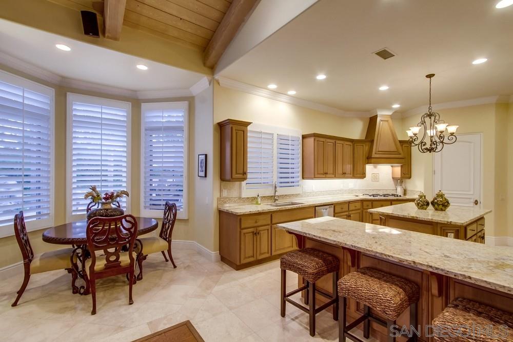 12105 View Pointe Row