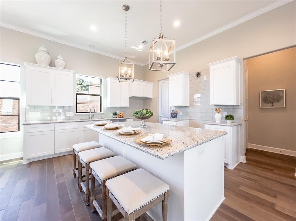 3334 Beverly Forest Dr