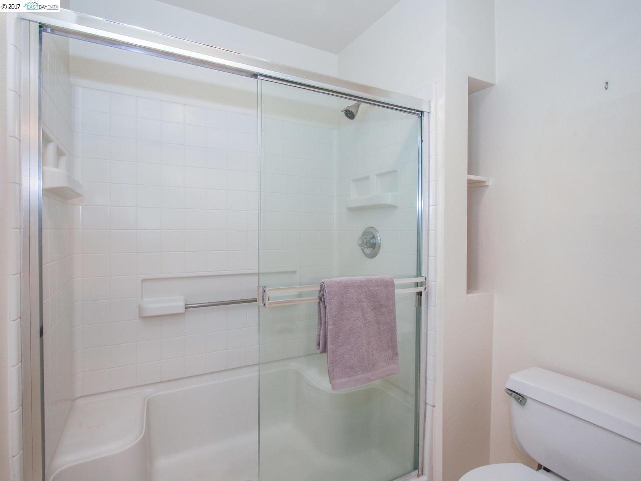 220 Caldecott Ln, #310