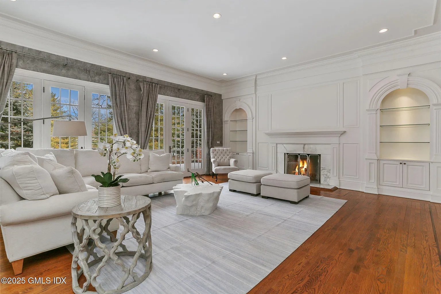 70 Sherwood Ave