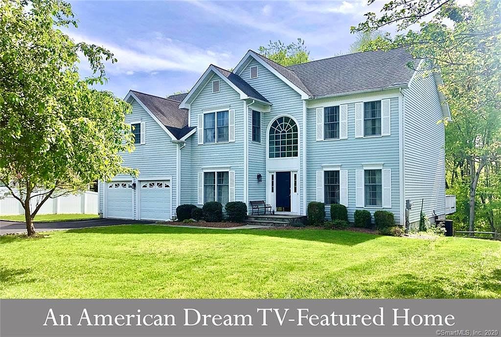 215 Acorn Ln