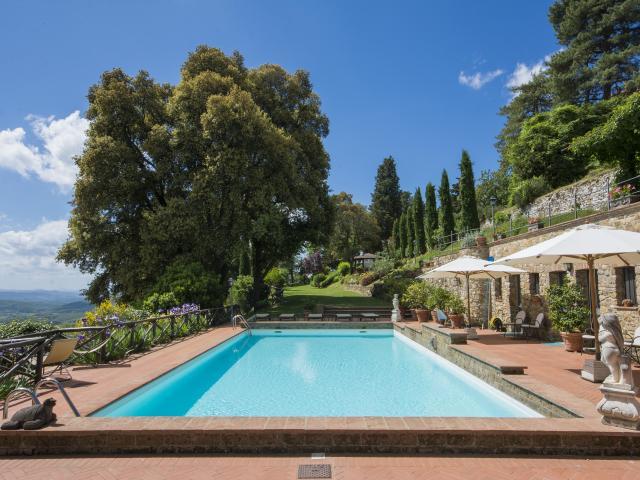 Stunning Luxury Castle Near Siena with Pool