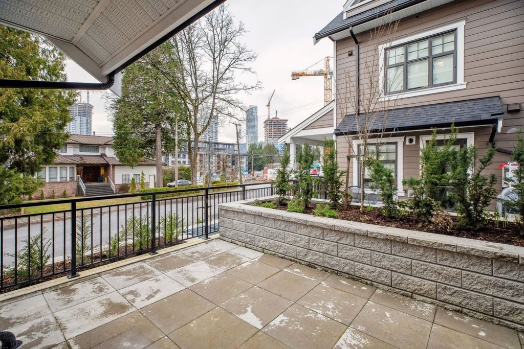 678 Fairview St, #117