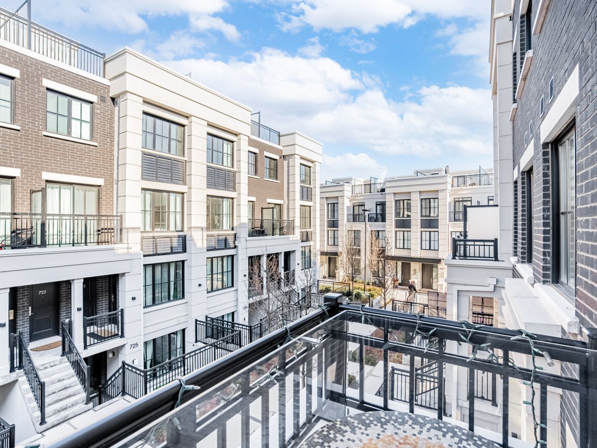 657 Cricklewood Dr 511