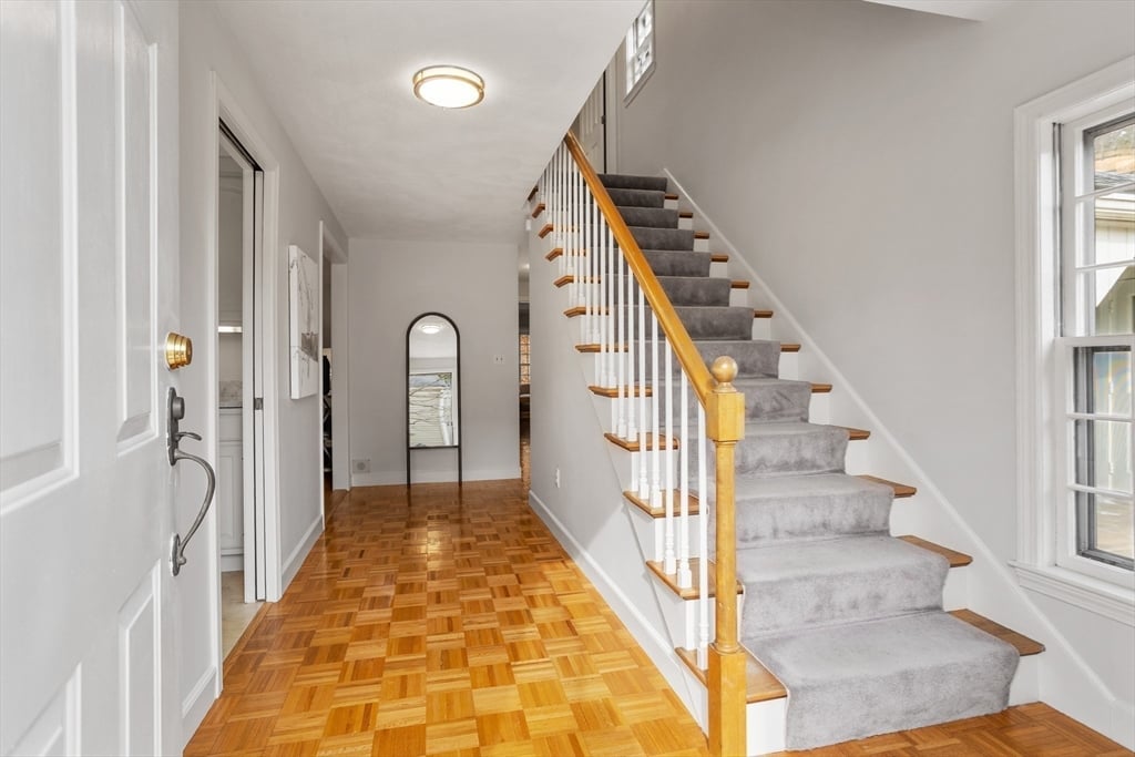 12 Edmonds Rd