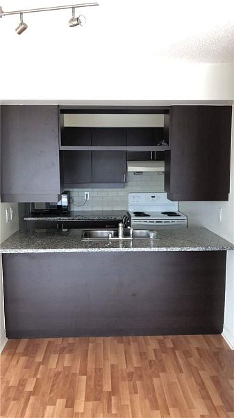 70 Town Centre Court 2402